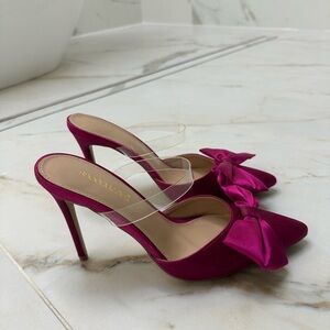 Shoe Dazzle Magenta Bow Heels